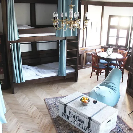 Zeitlos Boutique Hostel *
