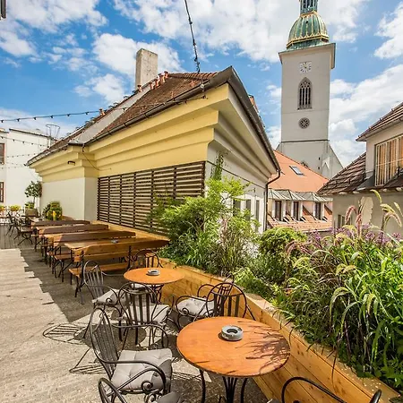 Zeitlos Boutique Hostel